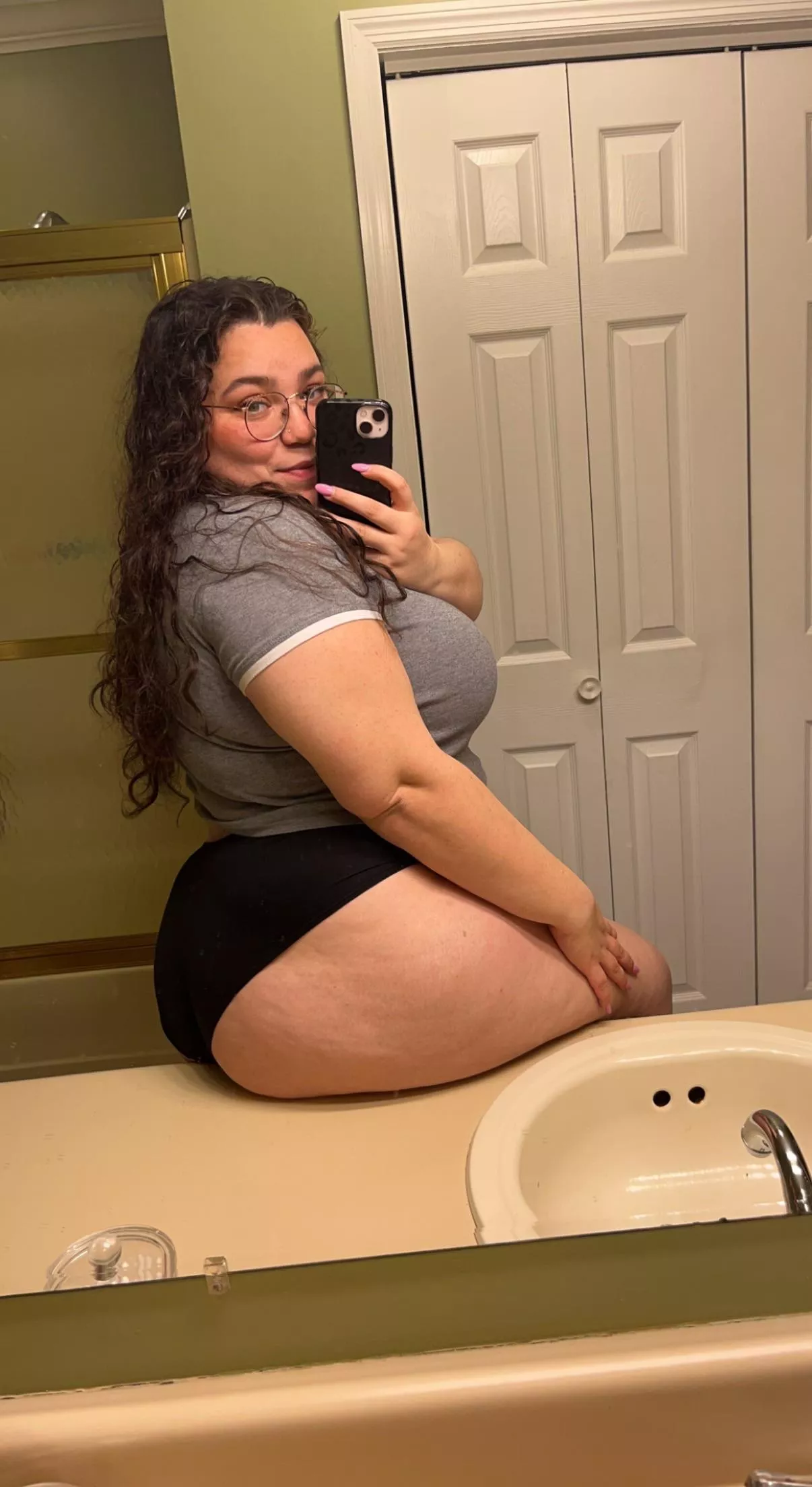 First word that comes to mind when you see me?