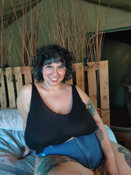 Guess why I'm smiling, only wrong answers