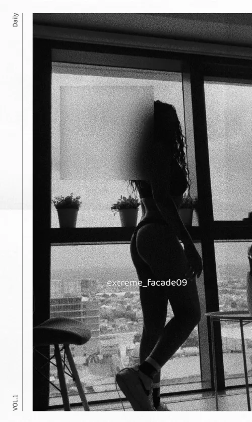 Happy Birthday, sel(f). Here's a gift for you all! 🎂