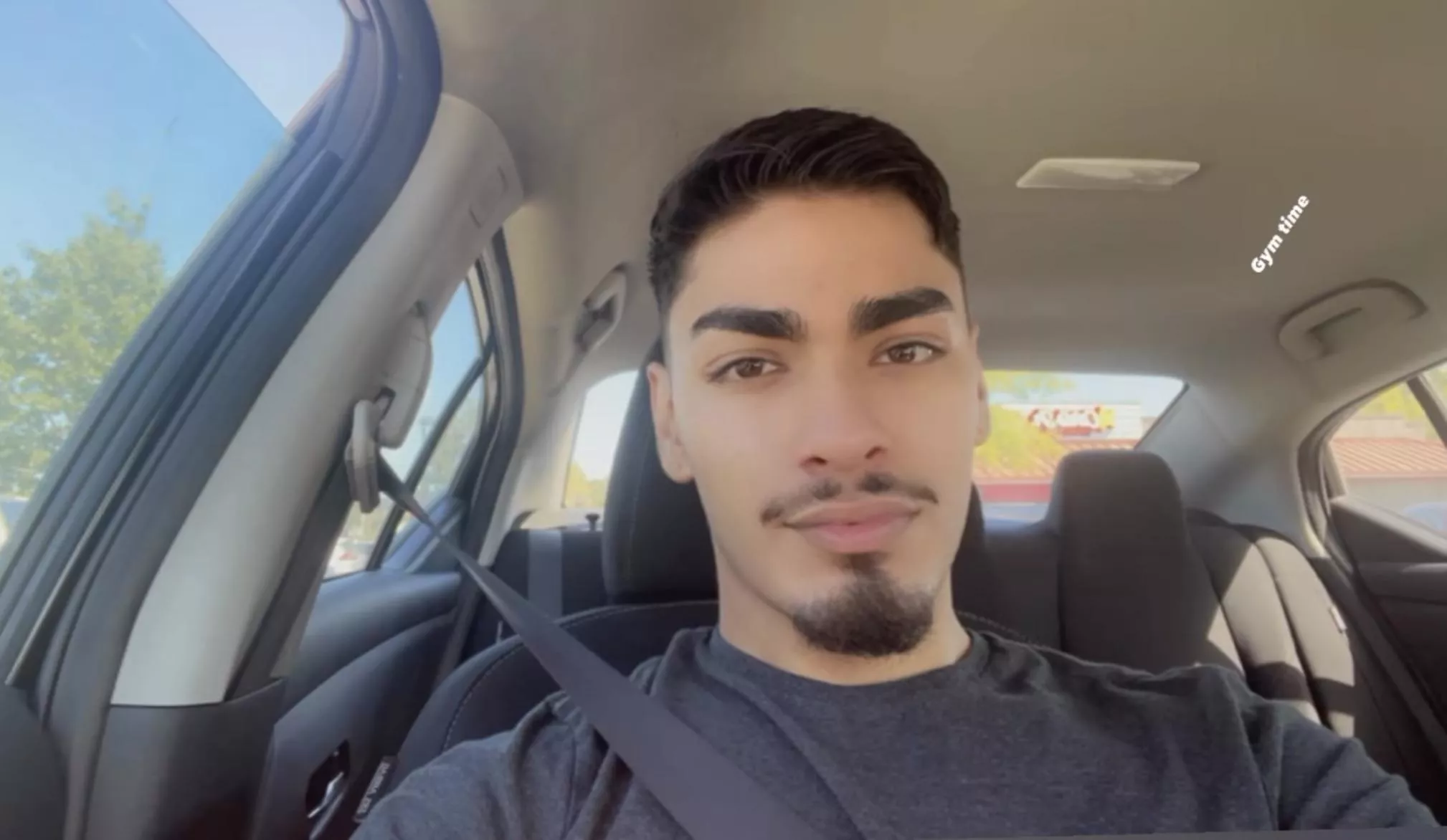 Headed to the gym :3