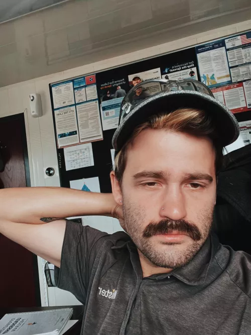 Hey dad, Iām hungry šØš»