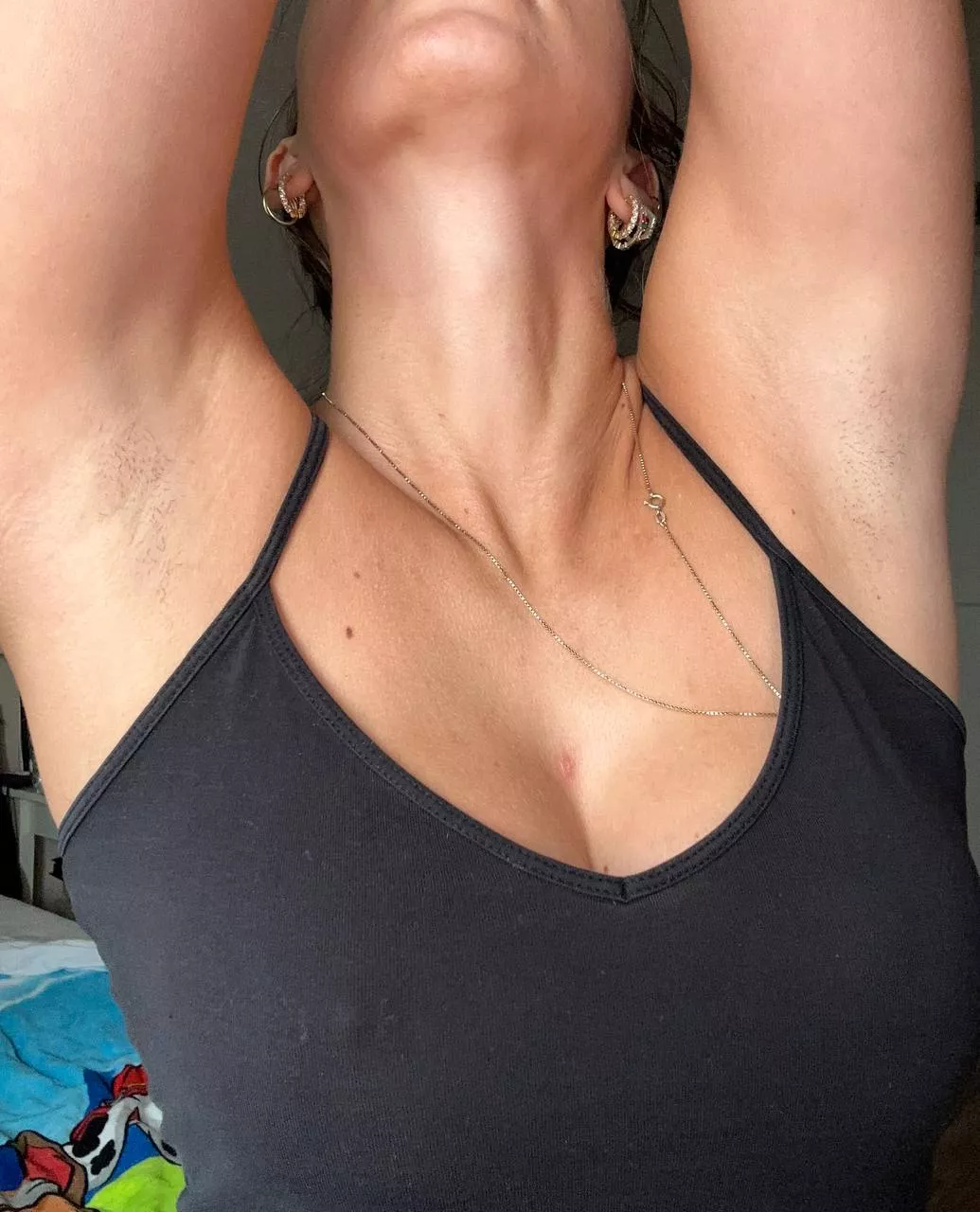 I need someone who can appreciate my armpits..