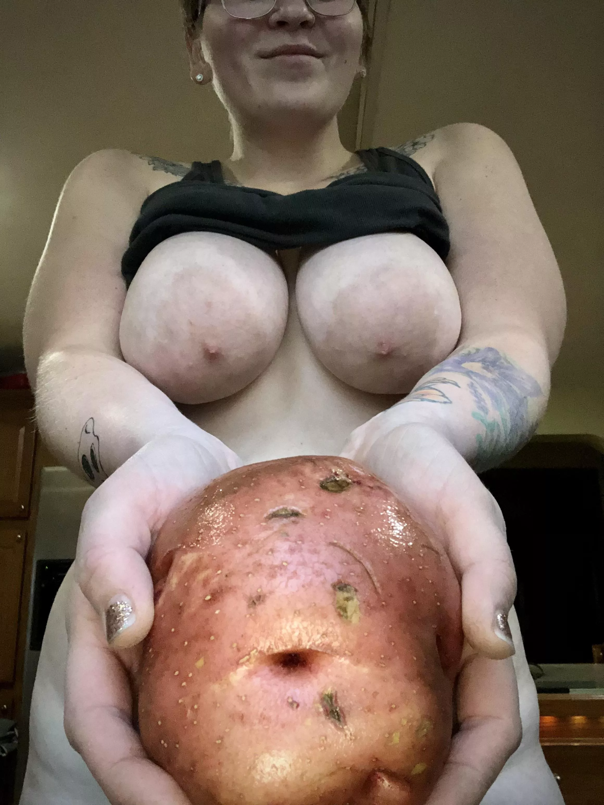 Look how big this potato is!!!