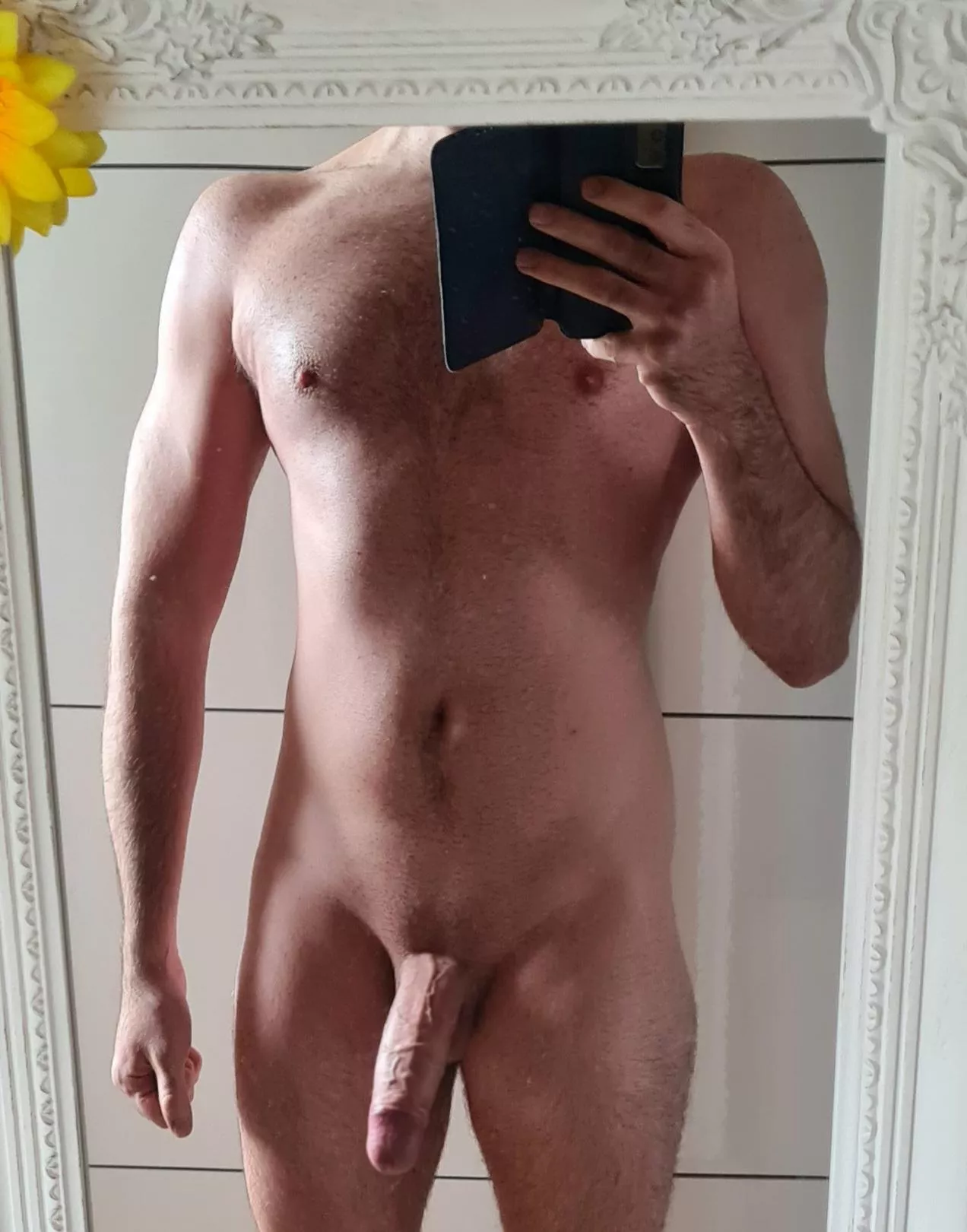 (M)