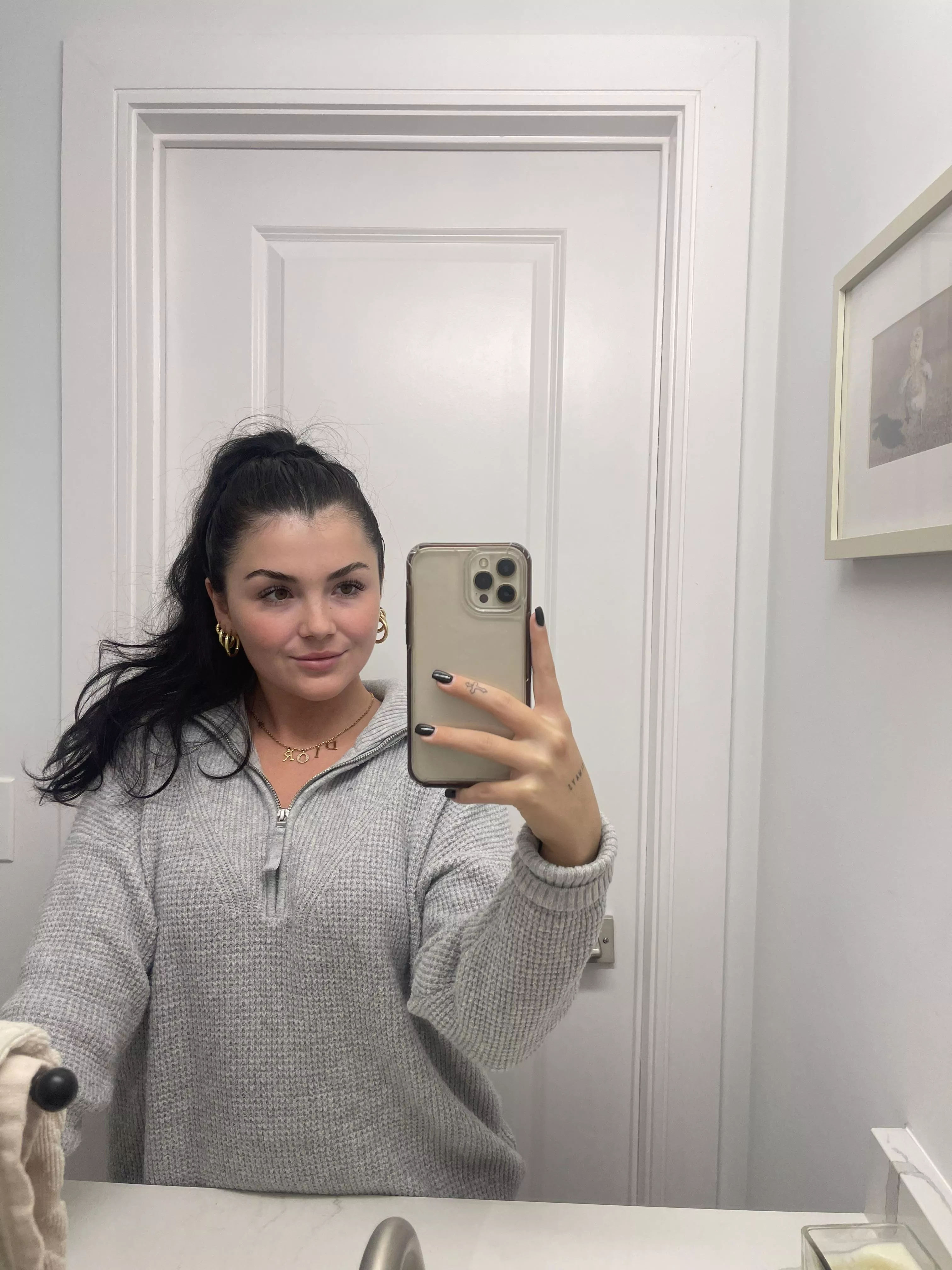 My hair is getting so long!! Yay