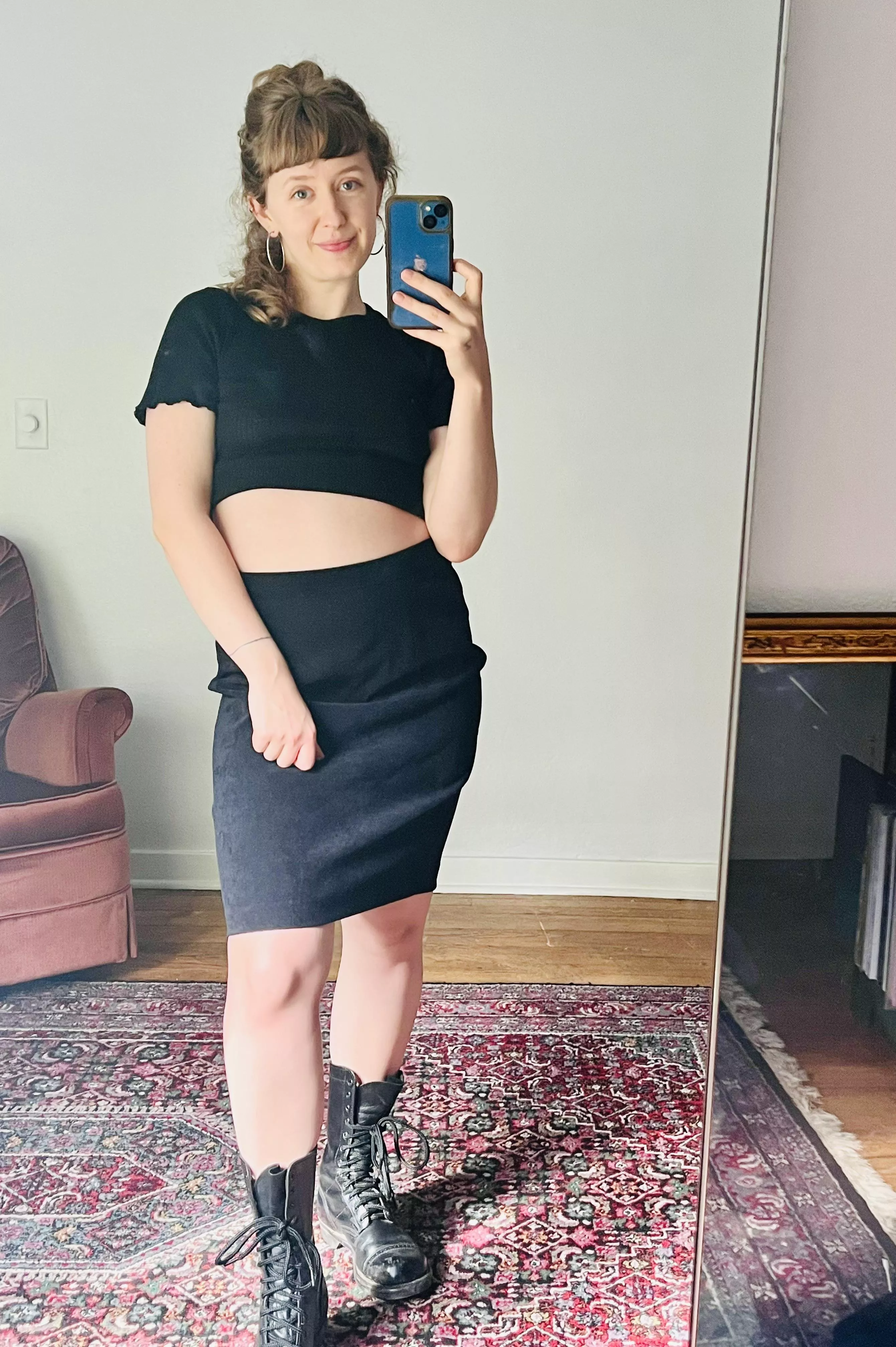 A cute mirror selfie [F]