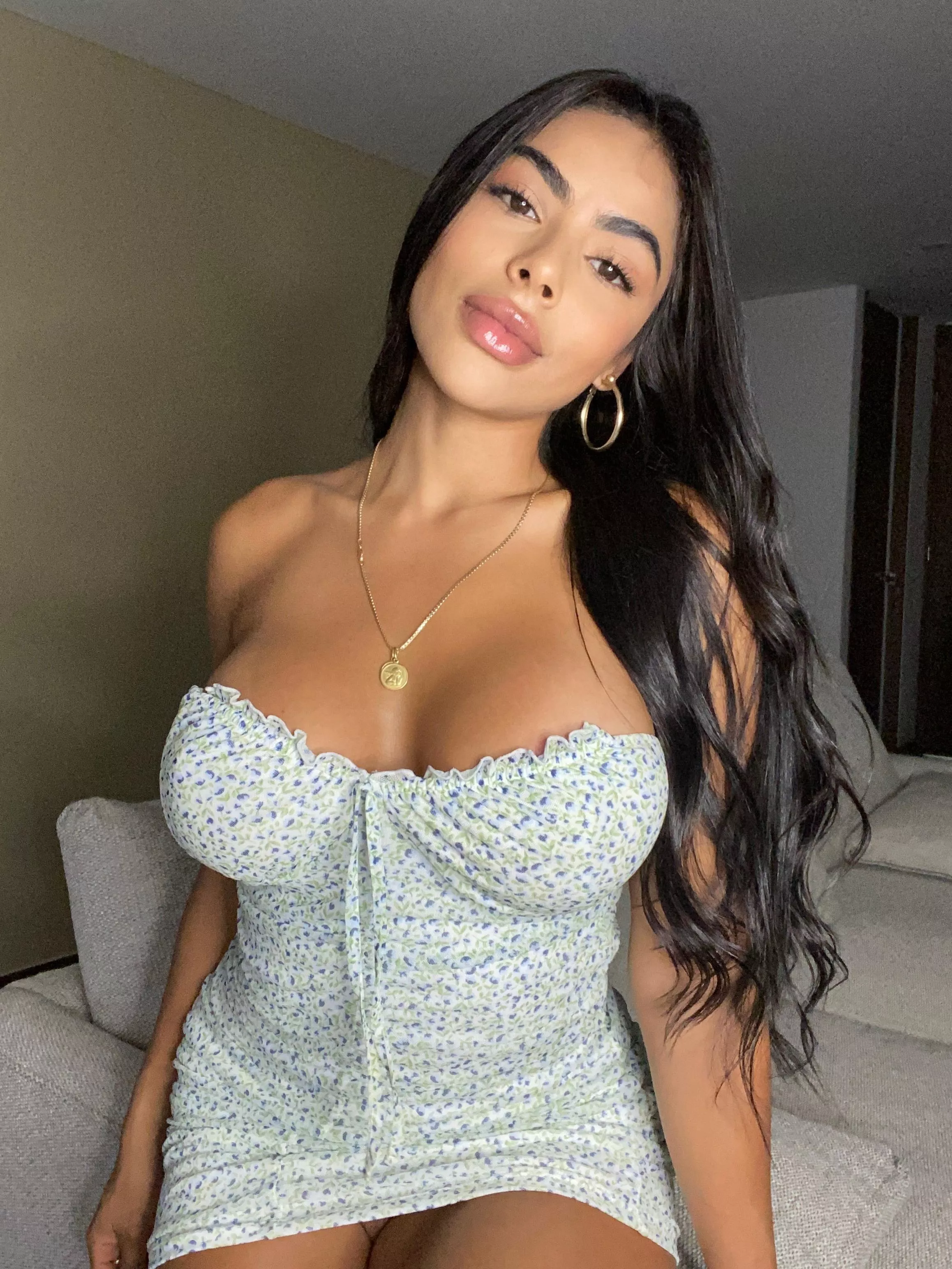 Am I fuckdoll or wifey material?