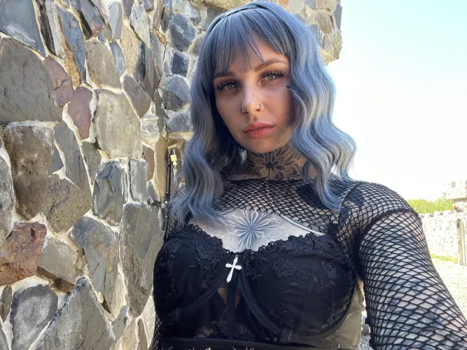 Feeling so hot in my fishnets