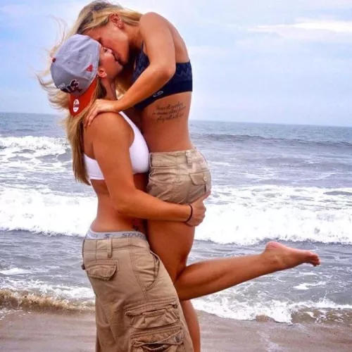 Kissing At The Beach