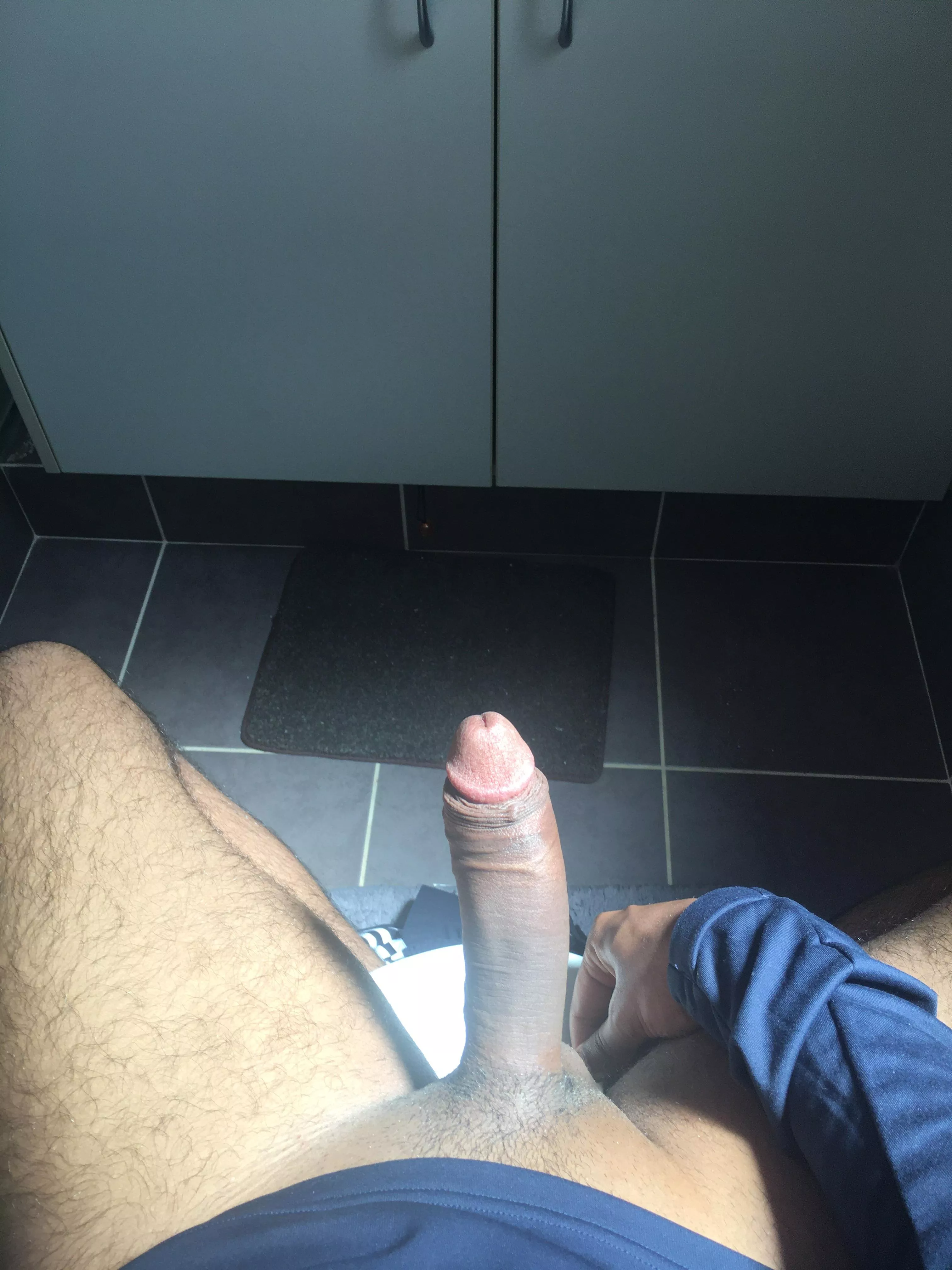 Need a proper slut to worship me