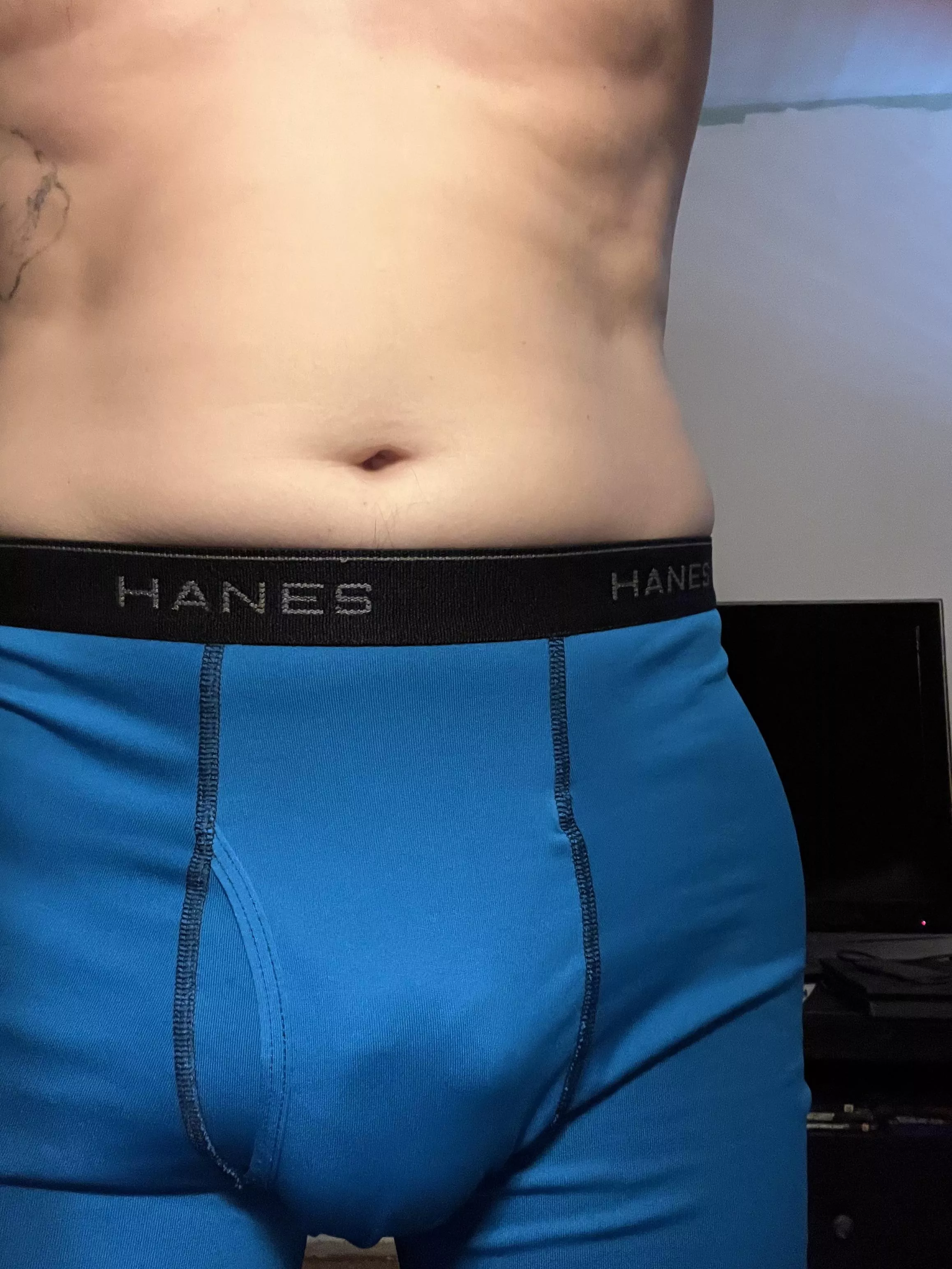 Who likes blue
