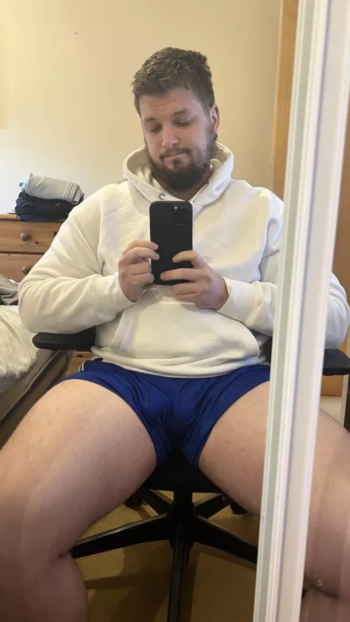 Working from home today! Hope your day is going well ☺️