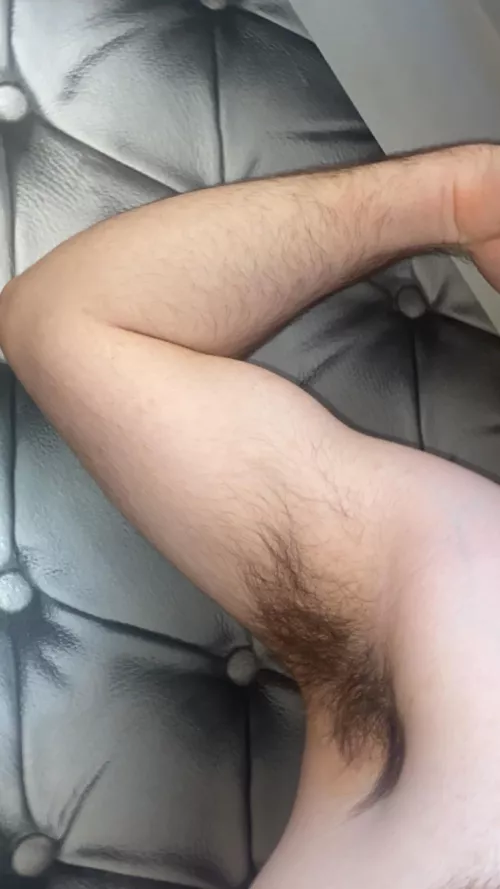 Would you cum over my hairy armpits?