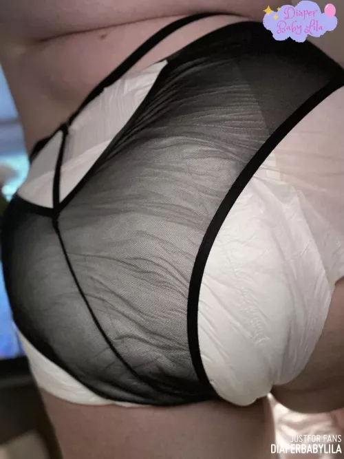 Are you cold? Donβt worry. My warm, squishy diaper will keep you warmππ¦