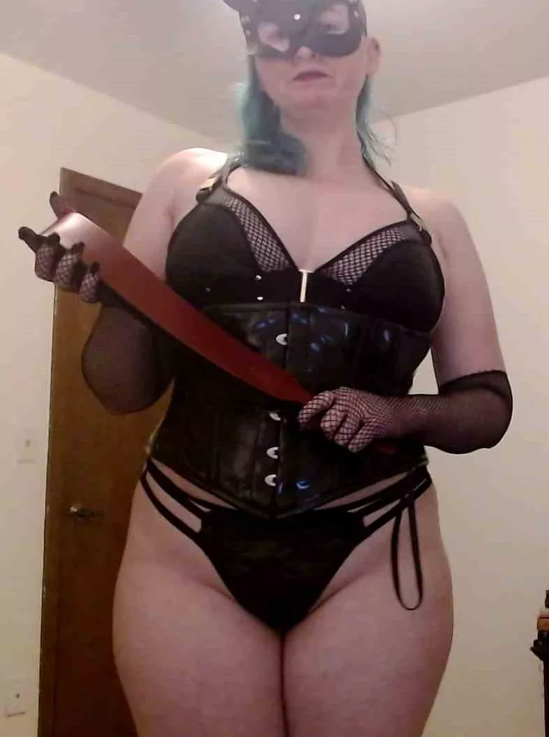 Dominatrix attempt