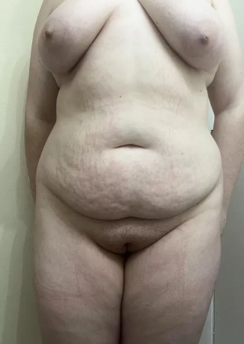 F 22, 210, 5’5