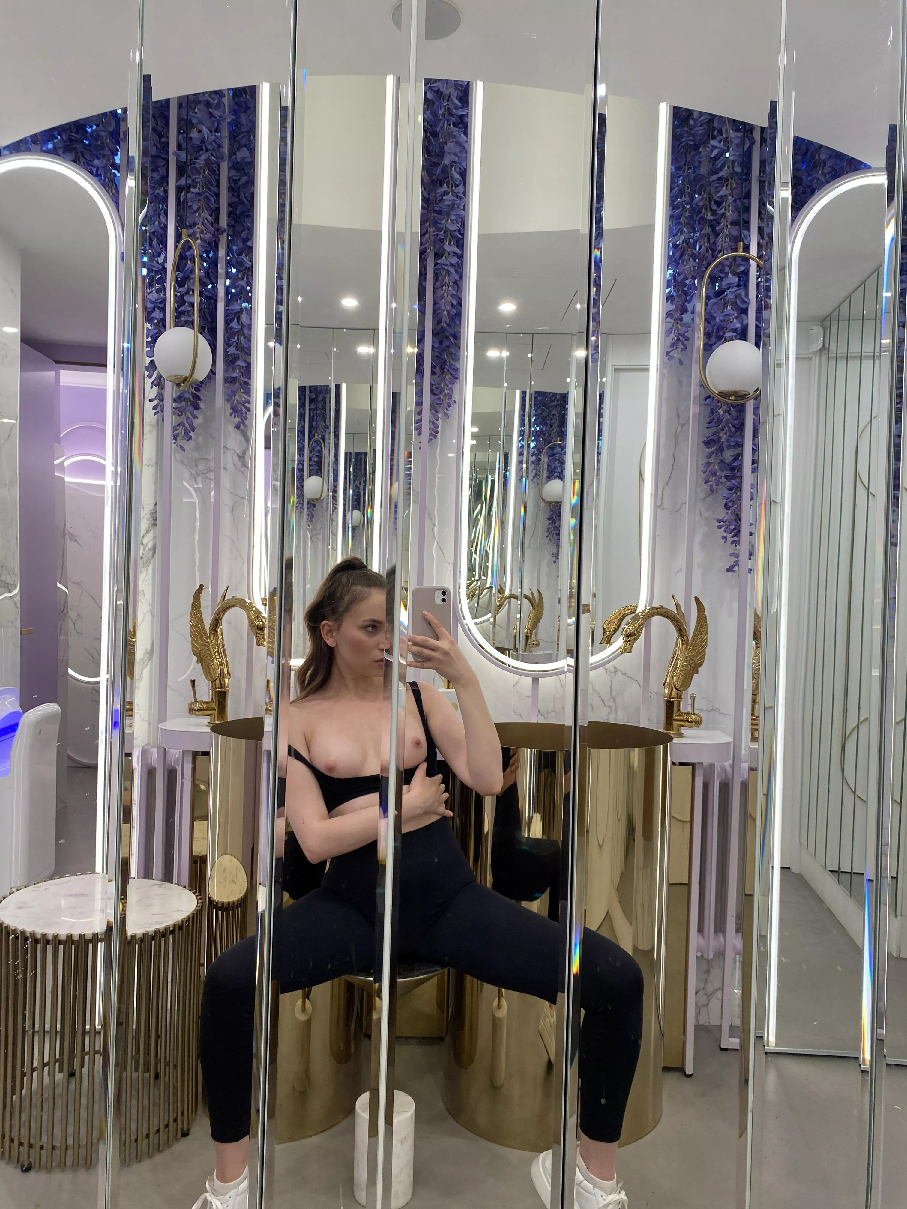 I love sports so much, I get excited (f)