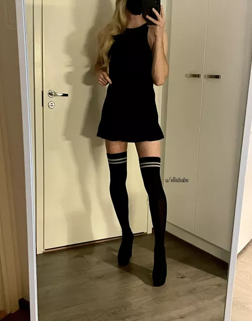 I tried to be cute >.<