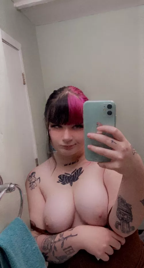 If only my husband knew how many times I cum silently while he’s asleep 😩