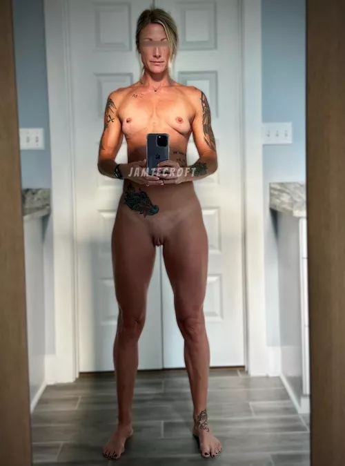 If you’re into 45 yr old MIL(F)s look no further…