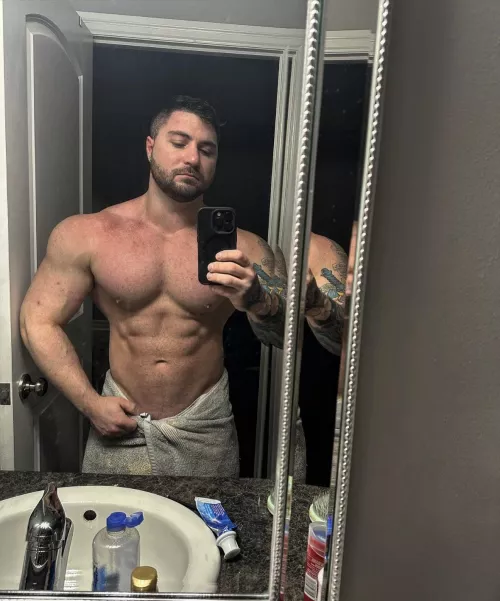 Nothing like a nice warm shower (m)