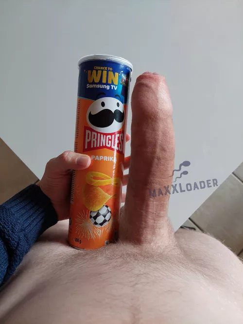 Pringle can sized