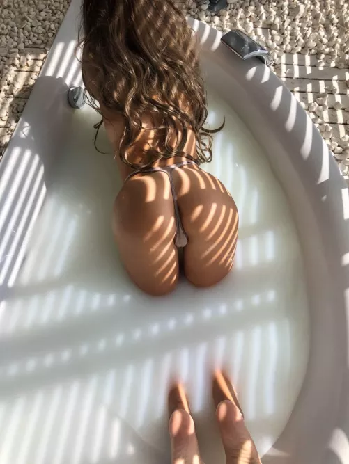 This butt is 18yo now, do you wanna ride?