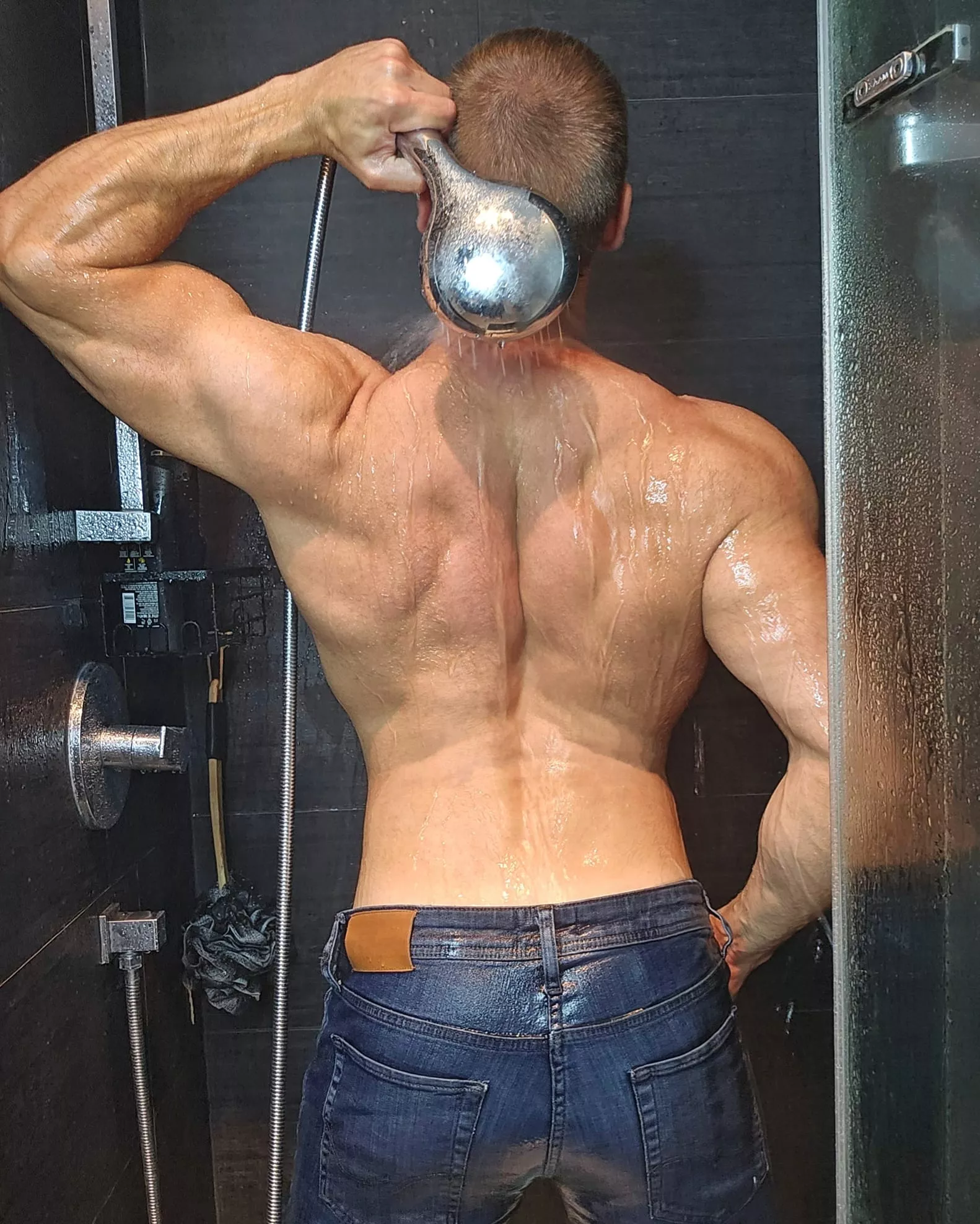 Washing my clothes 👖🚿