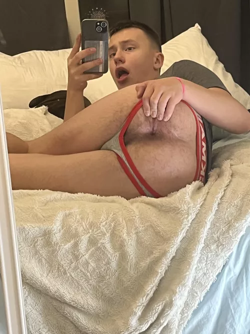 What would you do, if I was your friend and I sent this to you by mistake?🍑