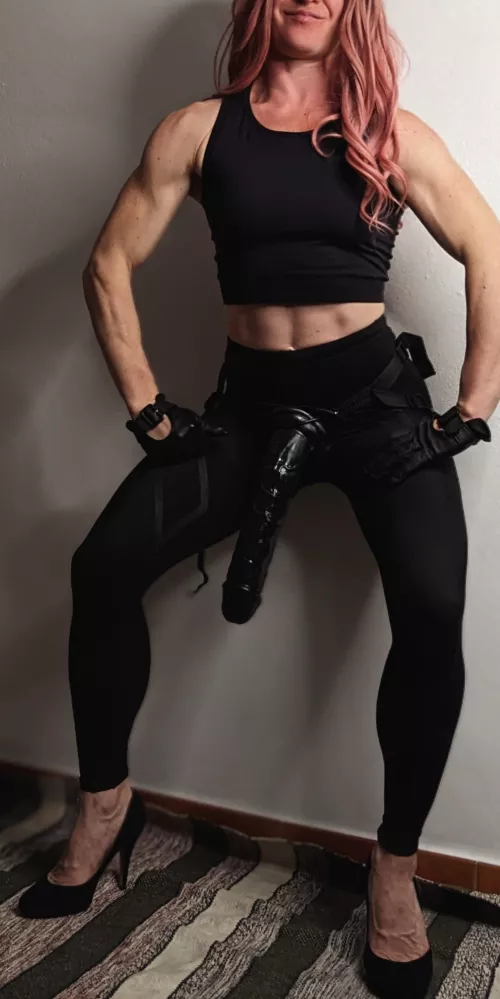 Would you let a muscle strong girl peg you?