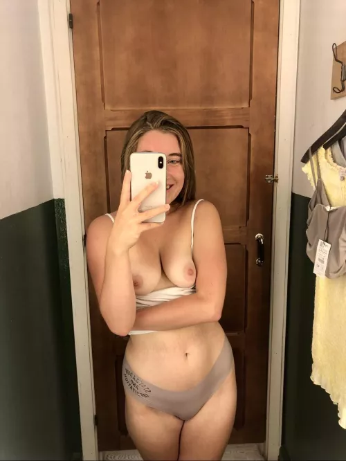 Would you spend an afternoon shopping and coming into the changing rooms with me? 😏