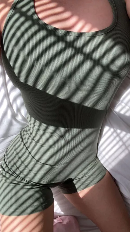 a day like this is the perfect one to stay in and get naughty 🙈 idk maybe i'm wrong