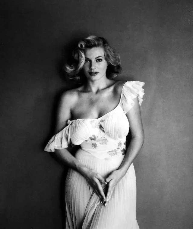 Anita Ekberg (1954)