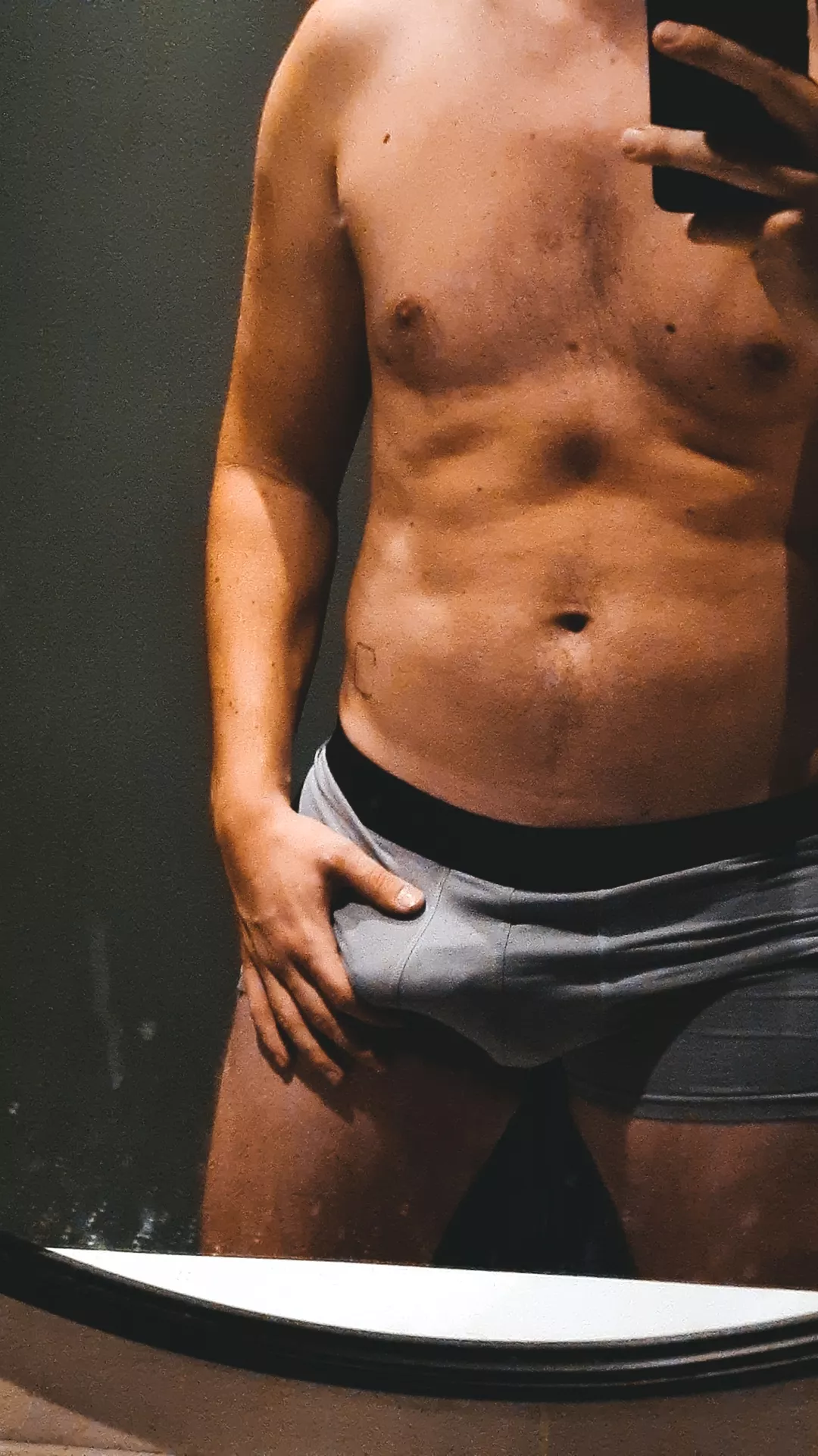 Anyone who would take care of morning wood 🪵