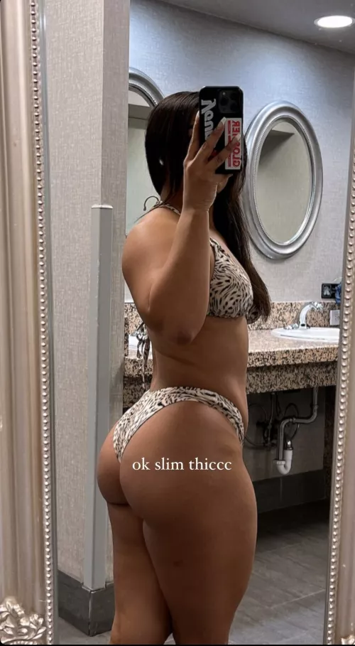 a.vriell in bikini at her gym