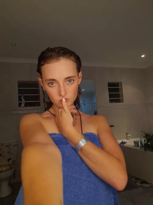 Being sexy without being vulgar? Totally my thing, babe F18