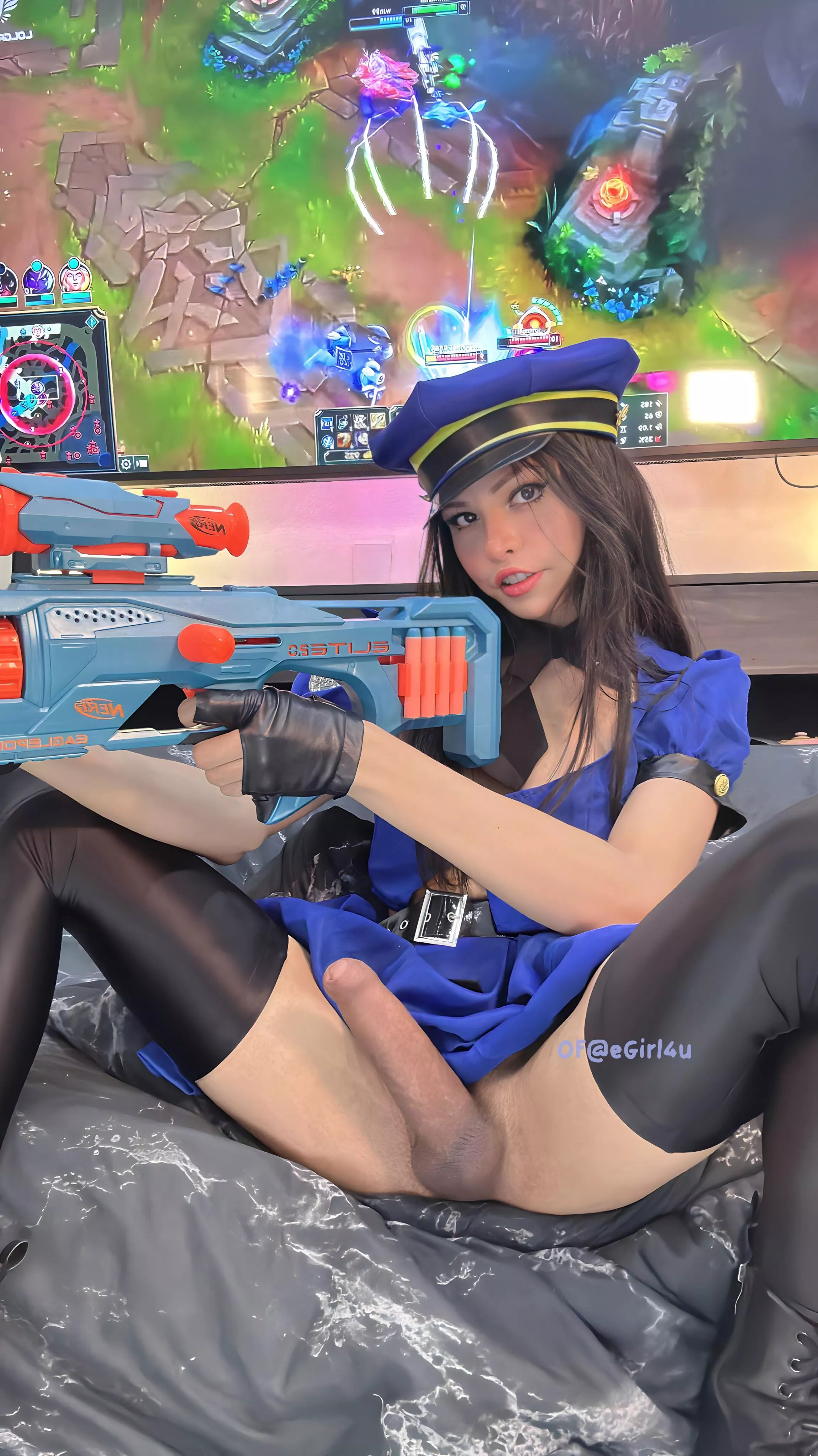 Fancy a treat? 🍆🥵 Pay no attention to the trap. - Caitlyn Cosplay