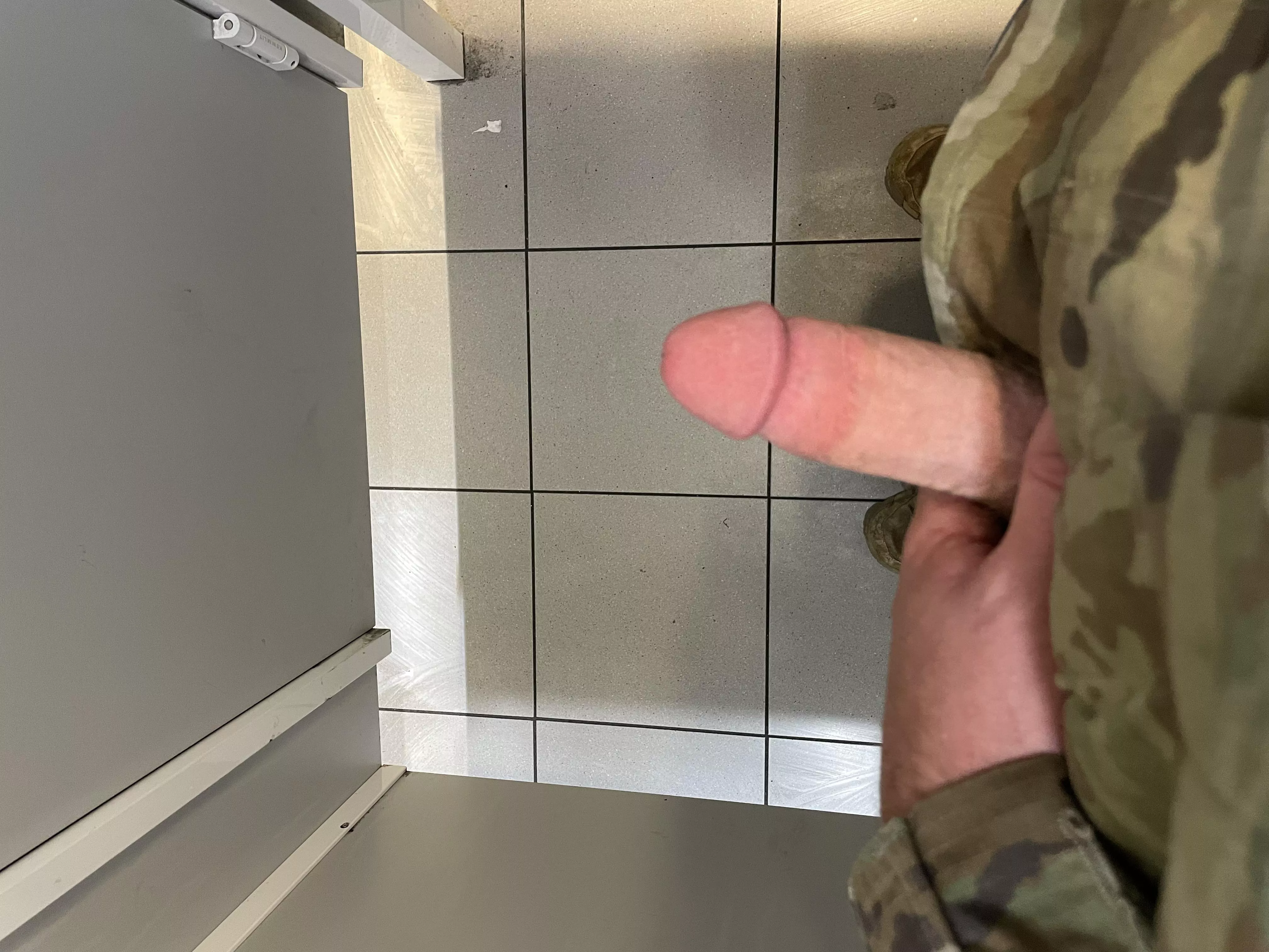 Guess who’s horny in the PX? Come find me