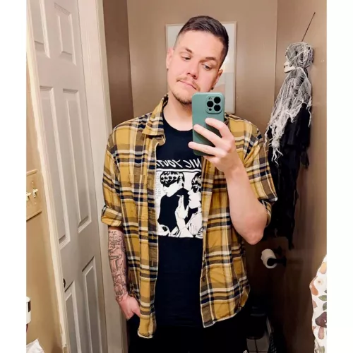 Happy Wednesday Gamers! 😁