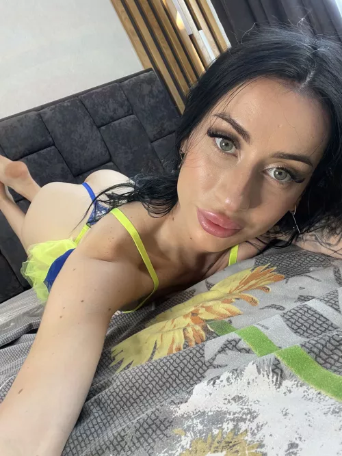 I just want to listen and suck you off, daddy.