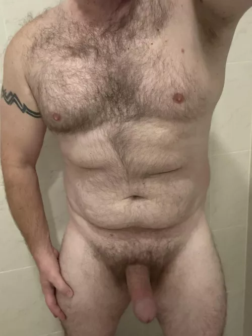 I need a gay best friend 😘