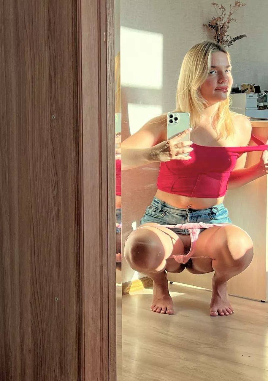 I smile at you like this, what are you doing next?