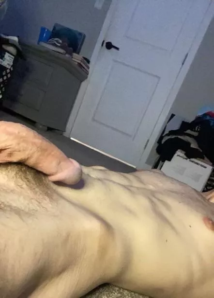 I’m so horny, dm me