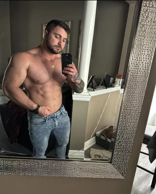 Imagine what I’ll look like when I start cutting down 🔪(m)