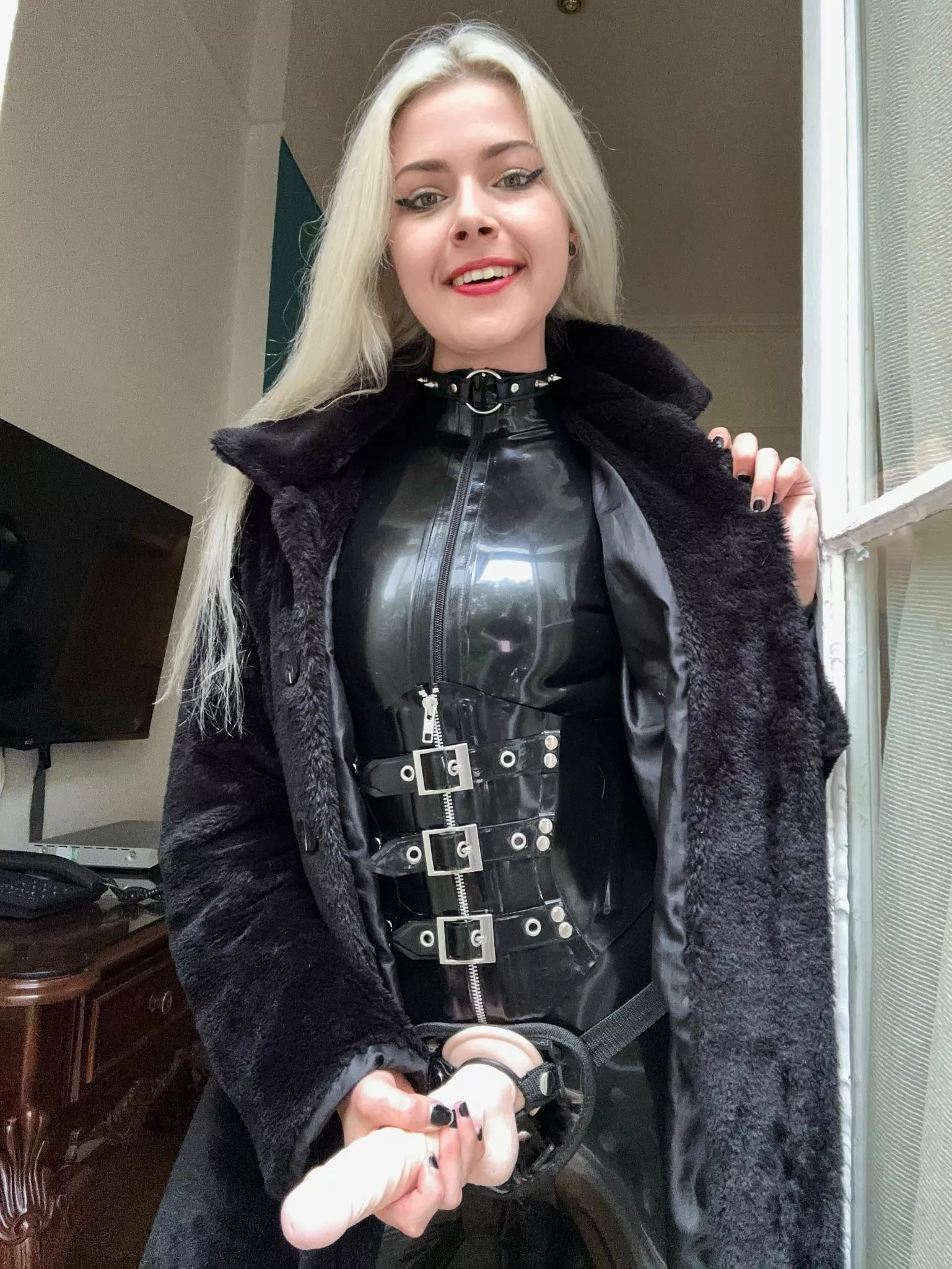 Lemme peg you on the balcony