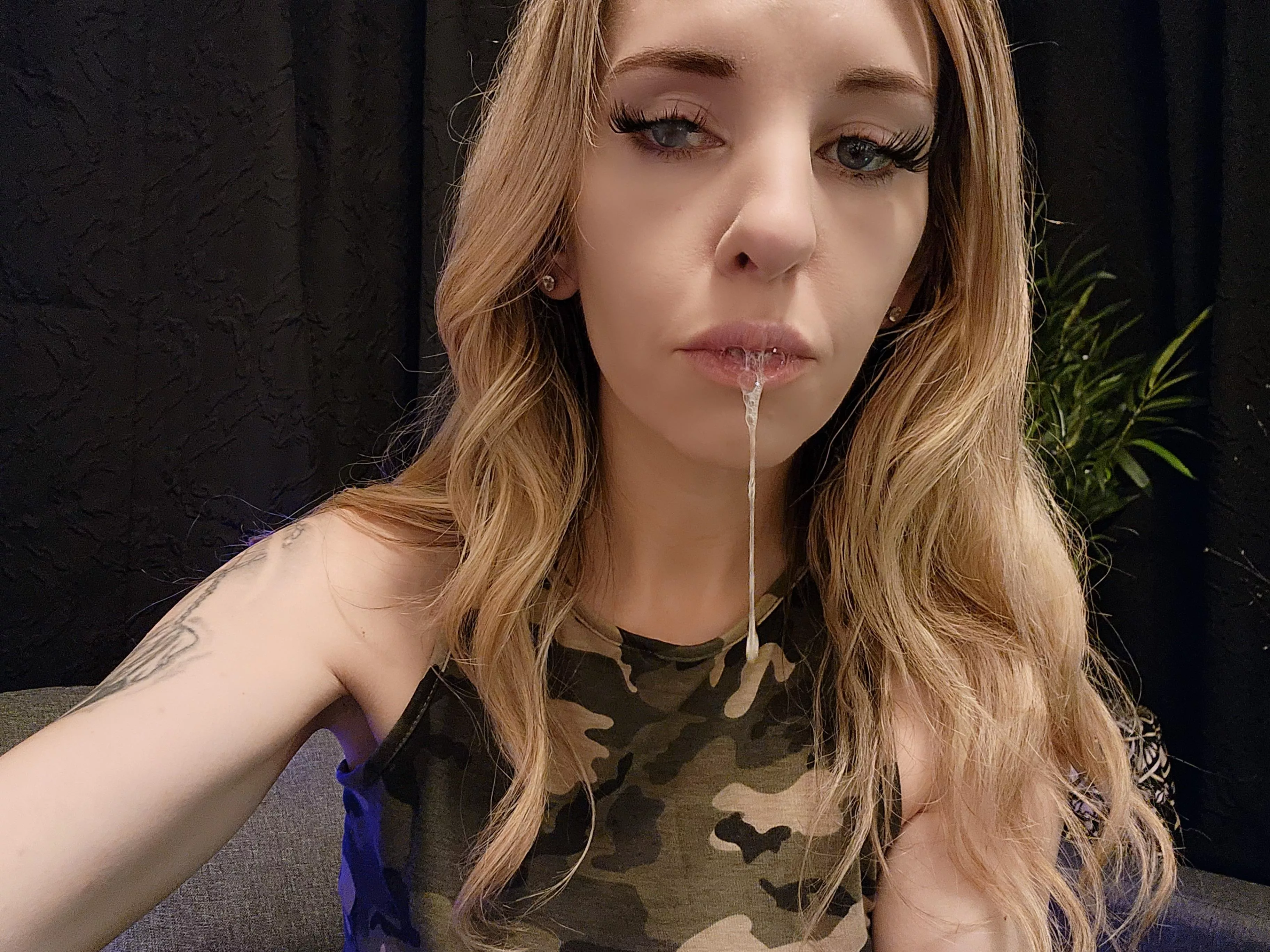 Making a slobbery mess [oc]