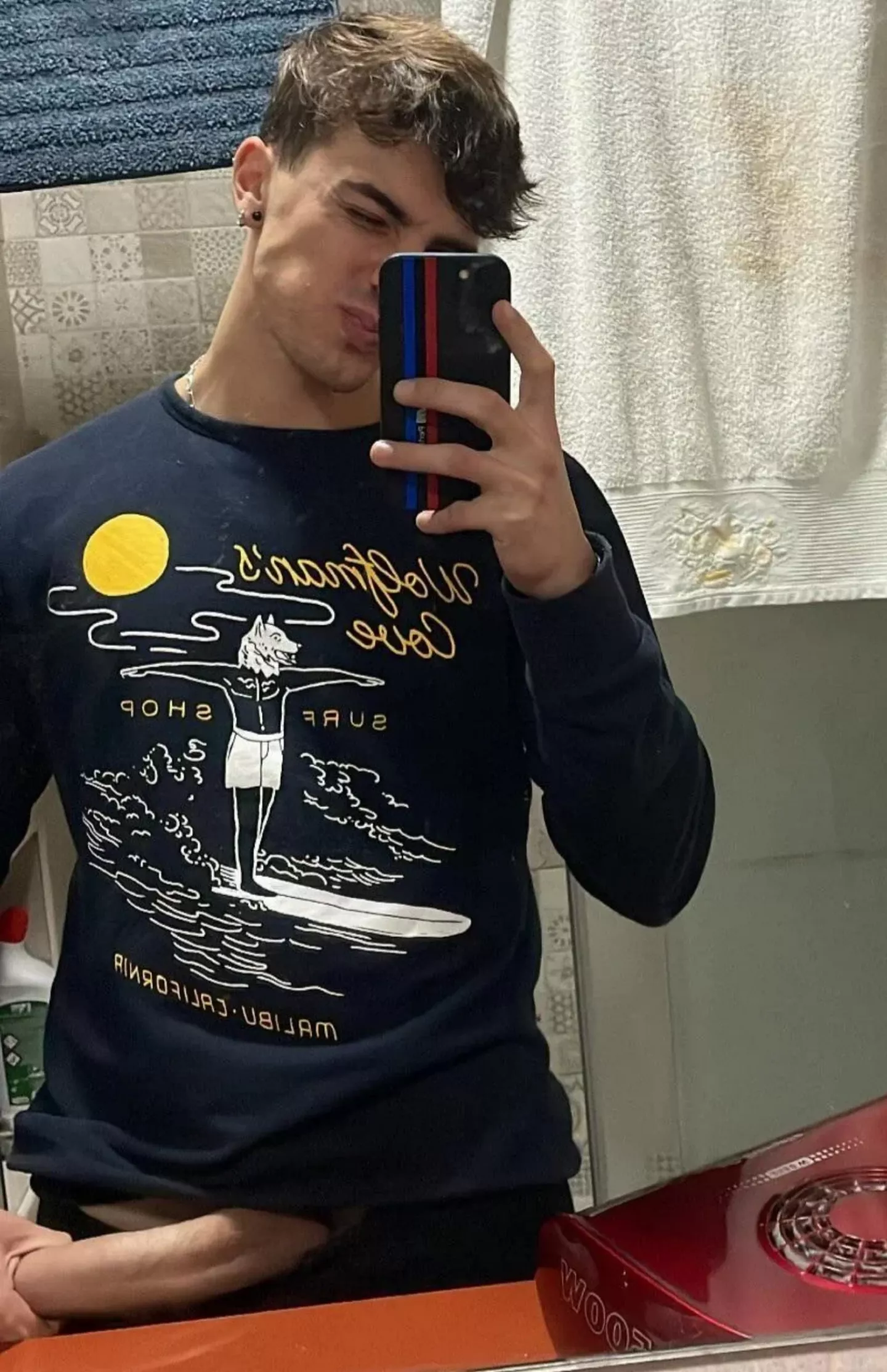 My dick doesn't fit in the photo