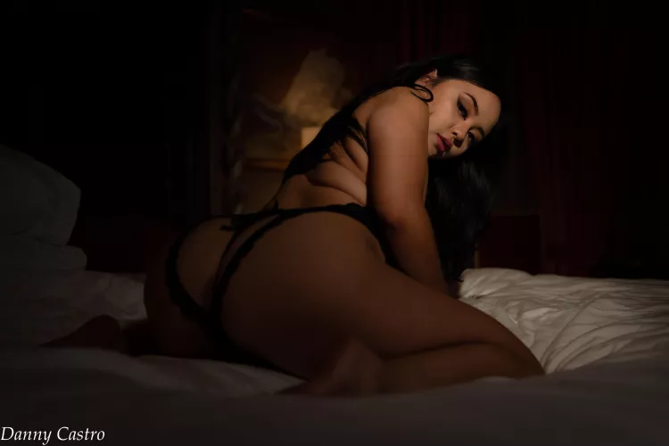 Natural Asian ass waiting to be worshiped