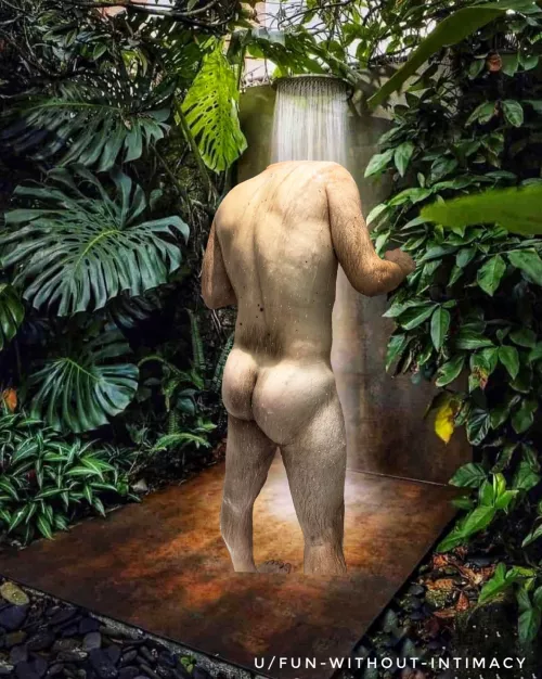 Unusual Outdoor Showering