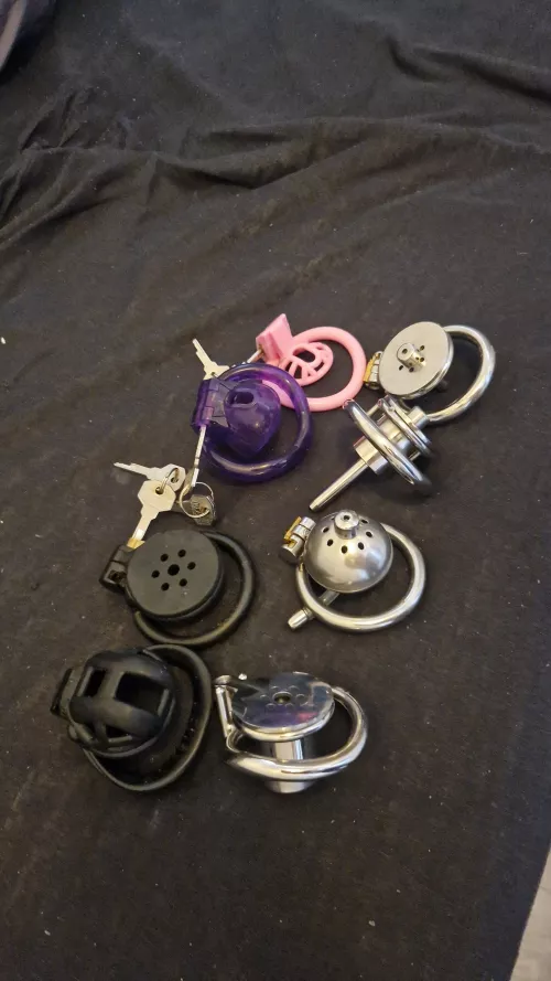 Wich one to wear?😪